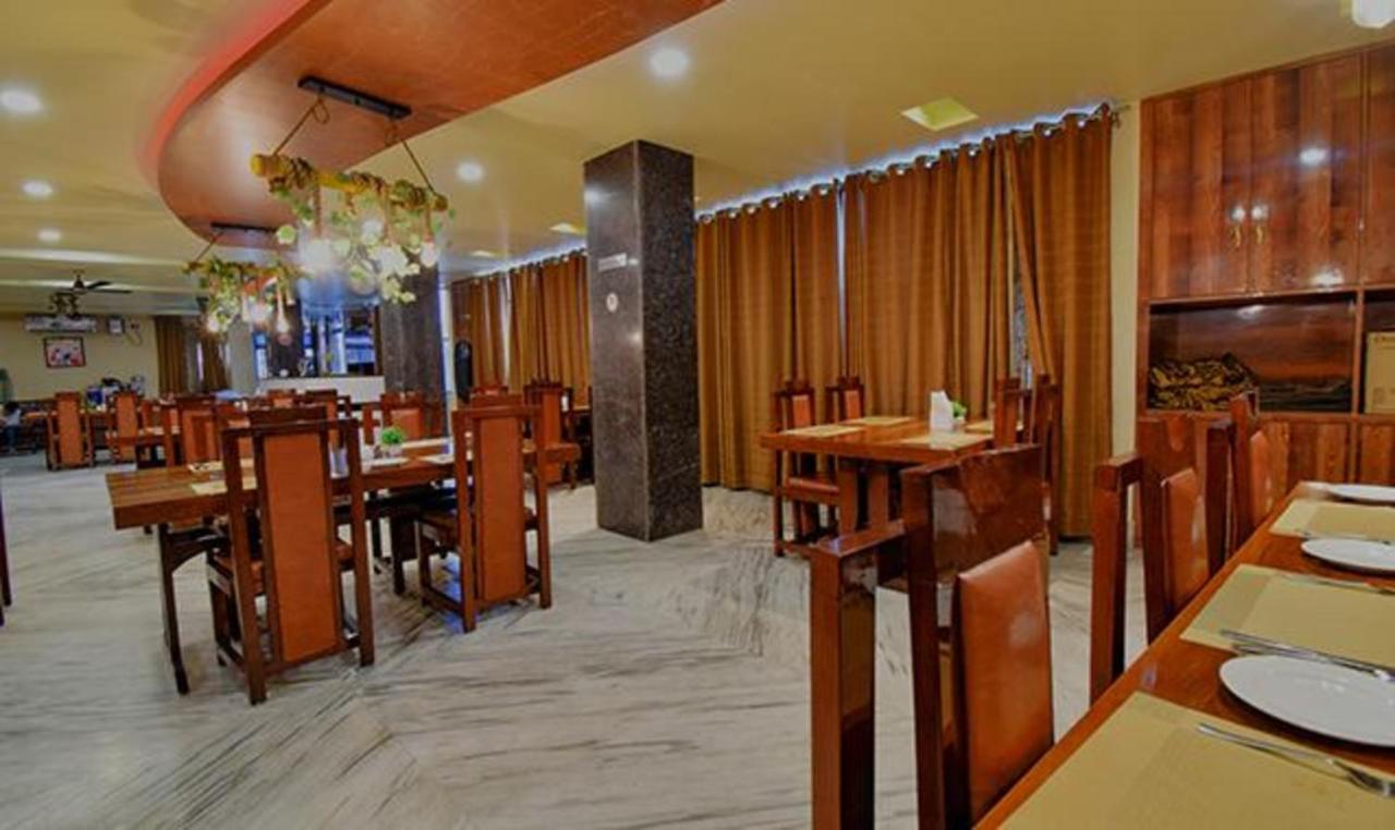 Fabhotel Rr Suites Guwahati Exterior foto